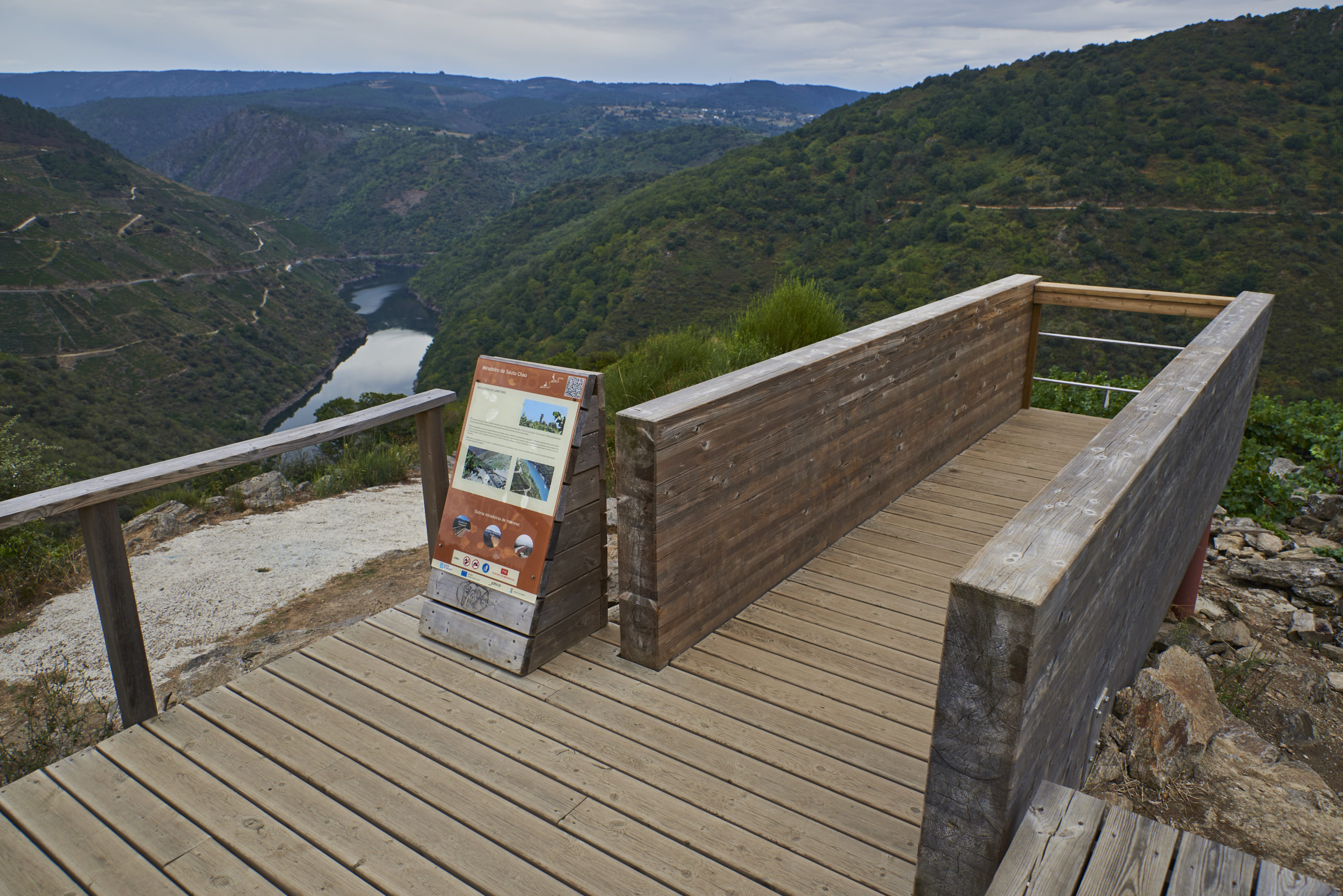 Emilio Romanos, Galicia, Monforte de Lemos